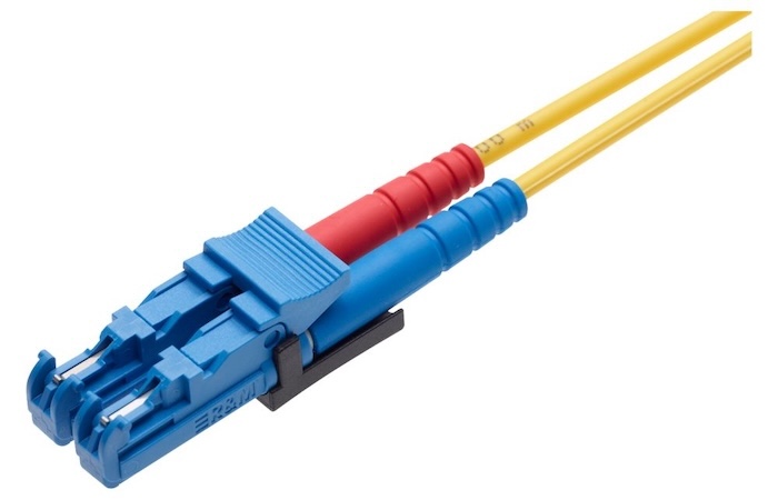 Оптический коммутационный шнур E-2000™-Compact UPC-E-2000™-Compact UPC, SM, 2 х 2,7 мм