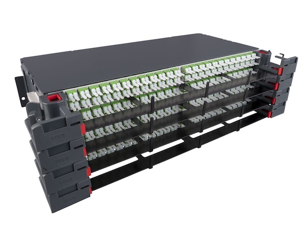 Полка 3U ODF PRIME, левый ввод, 4х48 (192) порта LC дуплекс APC, одномод, раскладка волокон по DIN